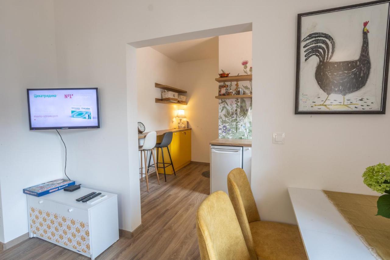 Linden House - A Lovely Apartment In Central Varna Extérieur photo