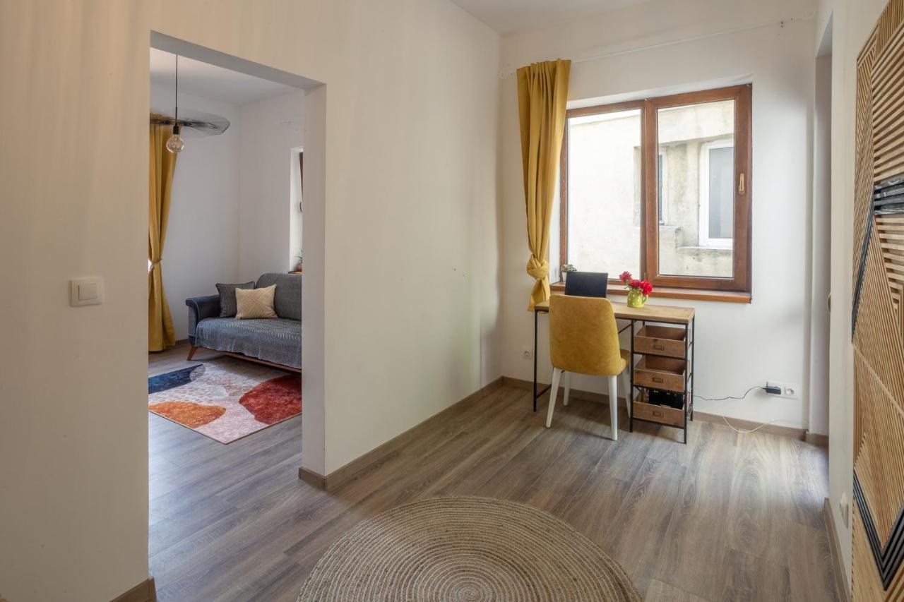 Linden House - A Lovely Apartment In Central Varna Extérieur photo